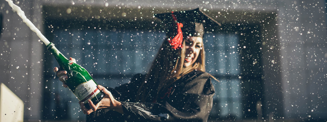 Stampa subito il fotolibro della tua laurea! 
